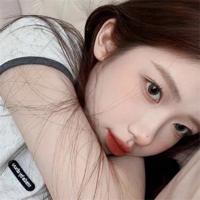 厚颜无耻的人 高清封面